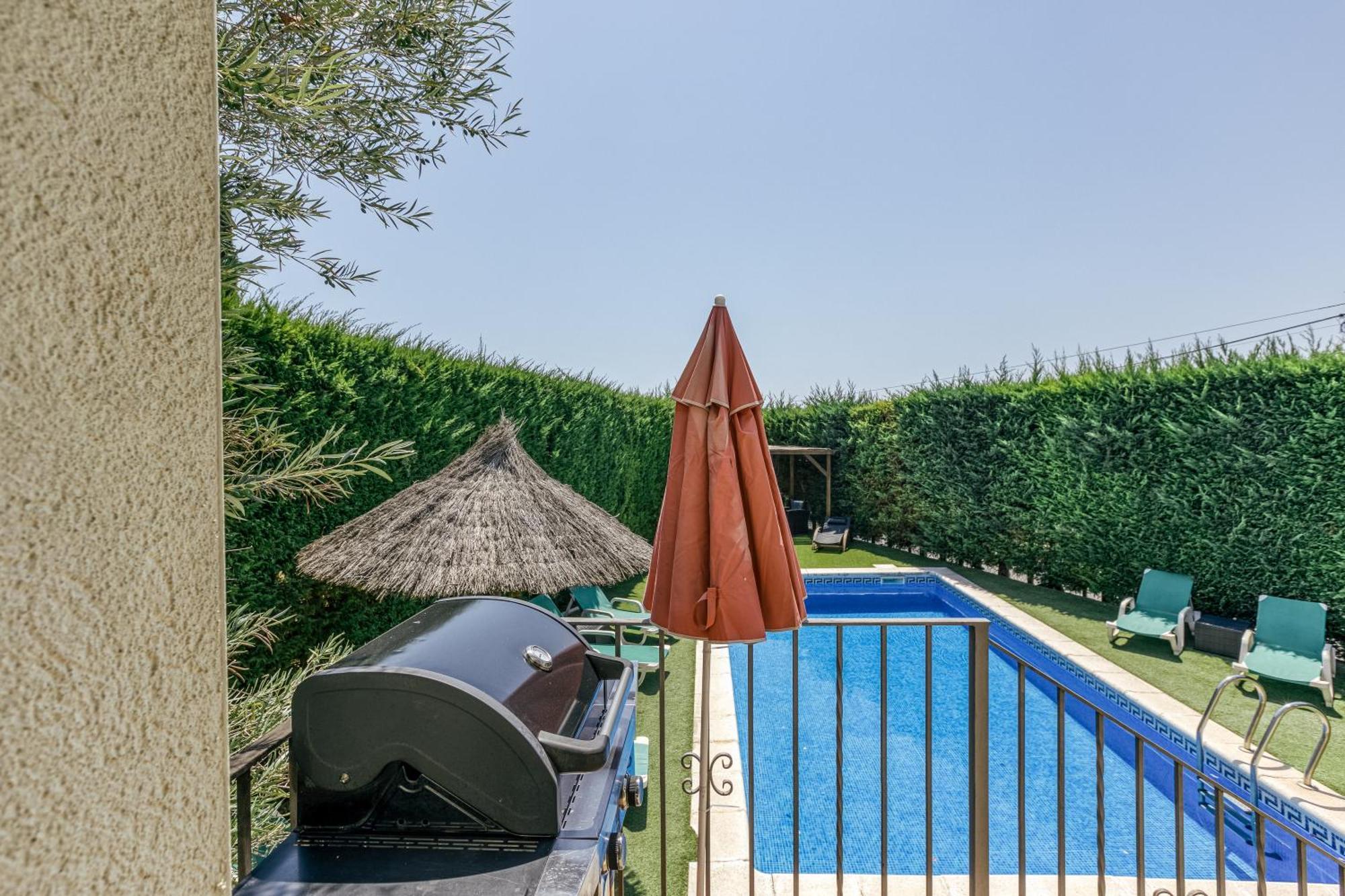 Fantastic Family Villa L'Estartit Exterior photo